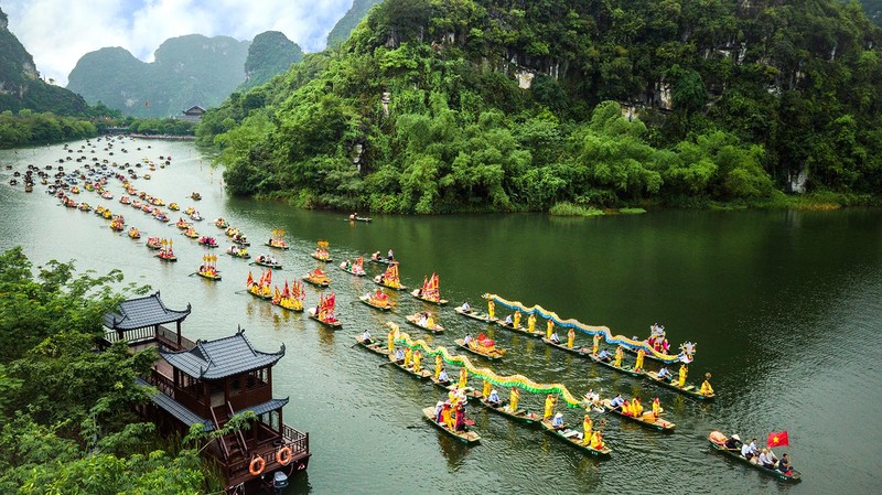 Tour Hoa Lư - Tràng An - Hang Múa 1 ngày