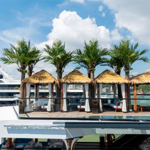 Du thuyền Dolphin Cruise Hạ Long