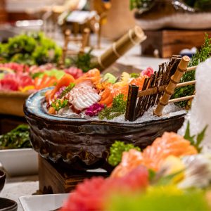 Du thuyền Dolphin Cruise Hạ Long